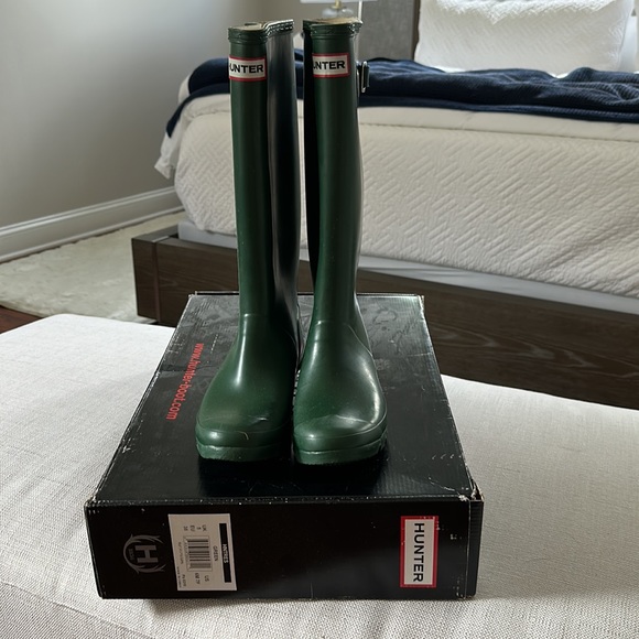 Hunter Huntress Wide Leg Rain Boots - Picture 4 of 13